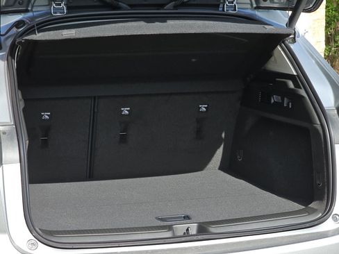 Used 2025 Buick Envision Sport Touring AWD/4WD image 9