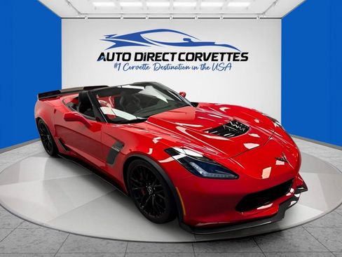 Used 2015 Chevrolet Corvette Z06 w/ 3LZ Preferred Equipment Group RWD image 5