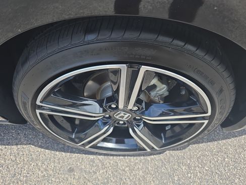 Used 2024 Honda Accord Sport image 31