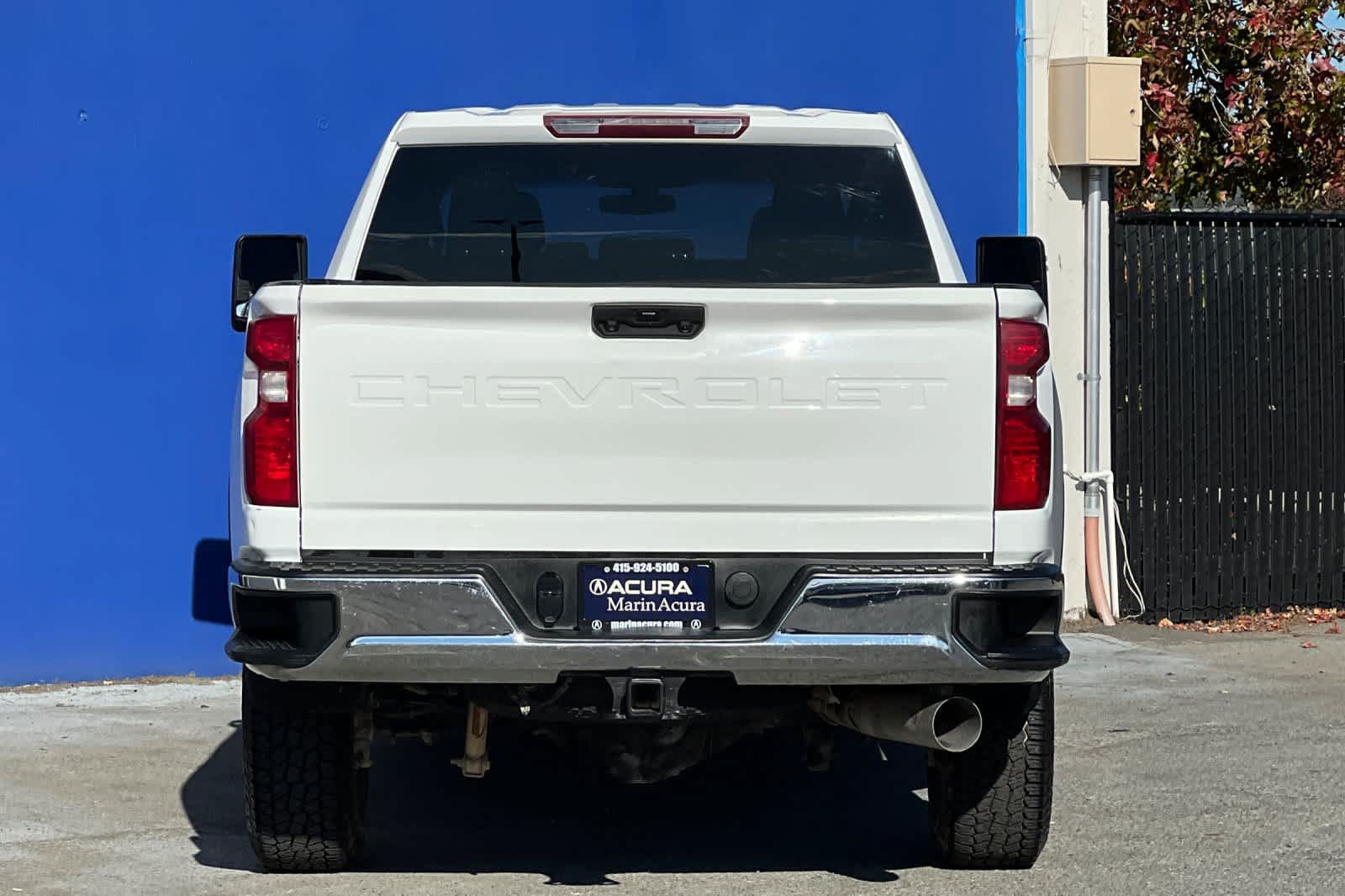 Used 2022 Chevrolet Silverado 2500 LT w/ Convenience Package AWD/4WD image 4