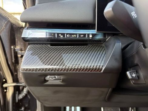 Used 2025 BMW M5 w/ Executive Package AWD/4WD image 35