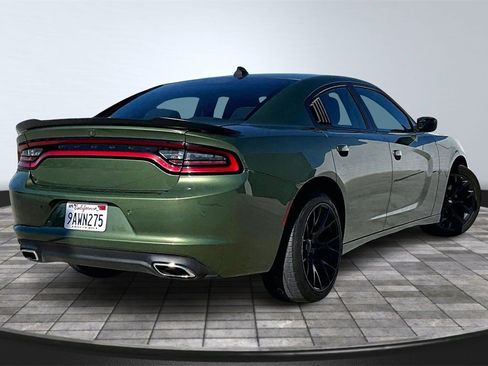Used 2022 Dodge Charger SXT w/ Blacktop Package image 14