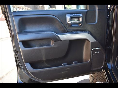 Used 2018 GMC Sierra 3500 Denali image 16