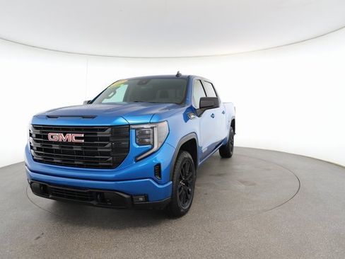 Used 2022 GMC Sierra 1500 Elevation w/ Preferred Package image 32