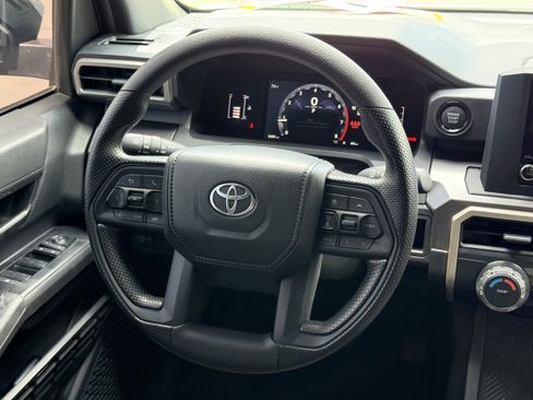Used 2026 Toyota Tacoma SR5 AWD/4WD image 16