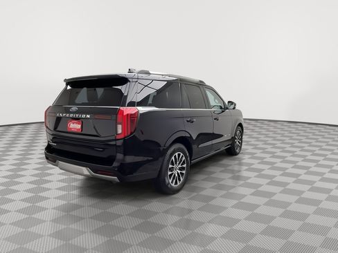 Used 2025 Ford Expedition Platinum AWD/4WD image 44