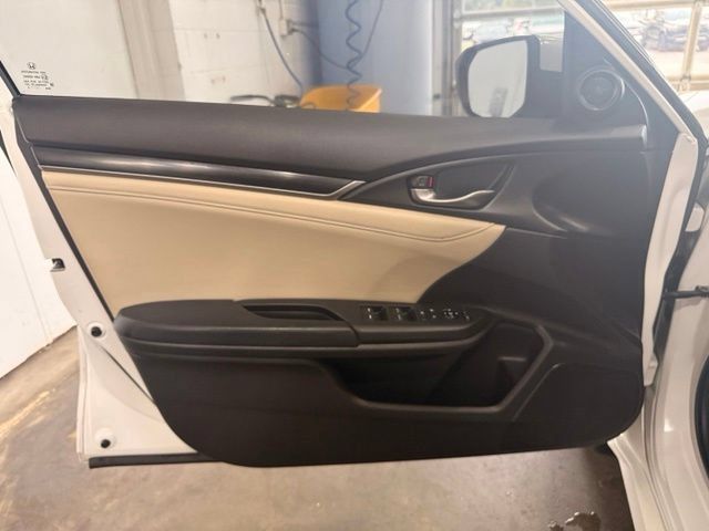 Used 2020 Honda Civic EX-L image 9