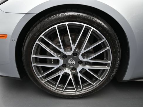 Certified 2026 Porsche Panamera w/ Premium Package RWD image 10