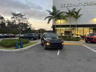 Used 2021 Jeep Compass Latitude video 2