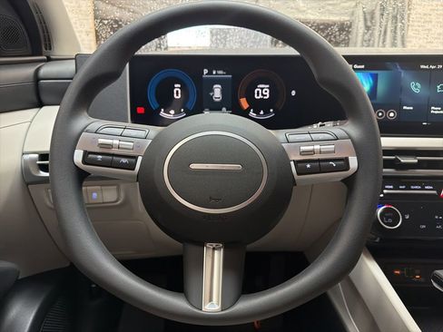 New 2026 Hyundai Tucson SEL FWD image 15