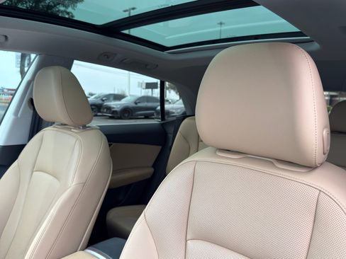 Used 2022 Audi Q8 Premium Plus image 9