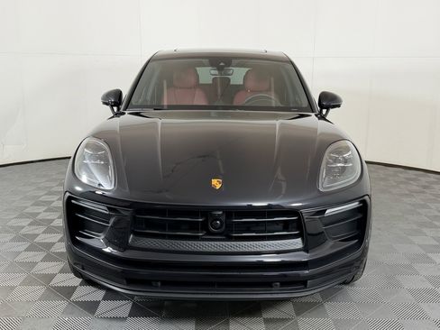 New 2026 Porsche Macan image 7