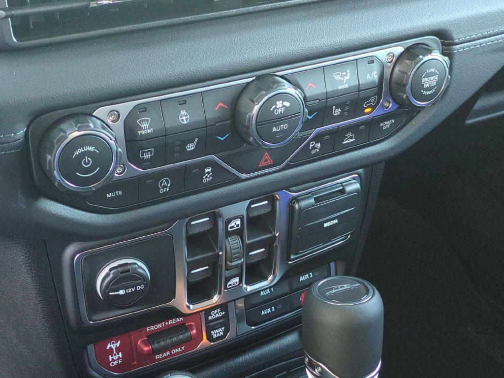 New 2026 Jeep Gladiator Rubicon AWD/4WD image 24