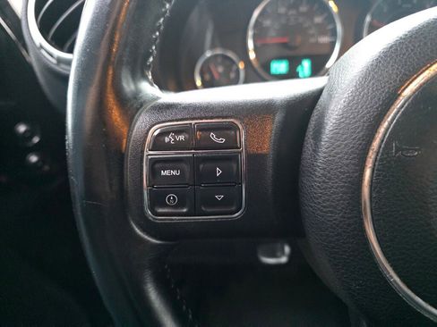 Used 2012 Jeep Wrangler Rubicon w/ Dual Top Group image 11