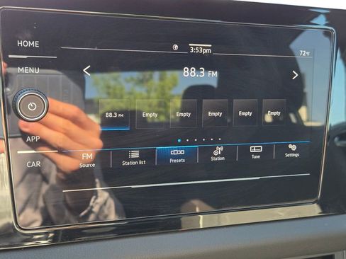 Used 2025 Volkswagen Jetta Sport FWD image 27