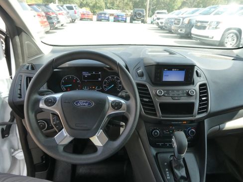 Used 2020 Ford Transit Connect XL FWD image 13