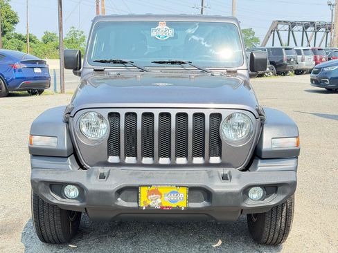 Used 2018 Jeep Wrangler Unlimited Sport S AWD/4WD image 10