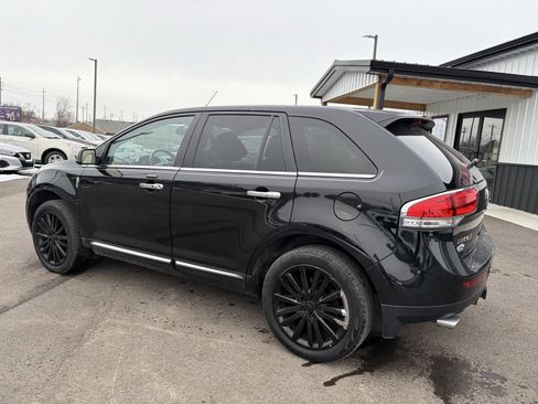 Used 2013 Lincoln MKX AWD image 11