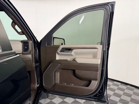 Used 2023 Chevrolet Silverado 1500 RST w/ Z71 Off-Road Package image 35