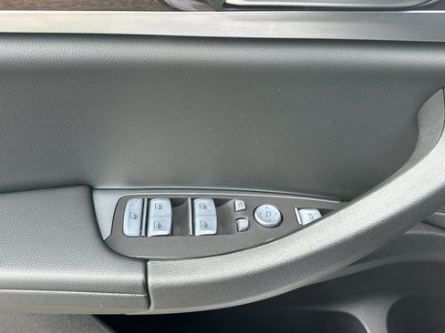 Used 2023 BMW X3 xDrive30i w/ Convenience Package image 11