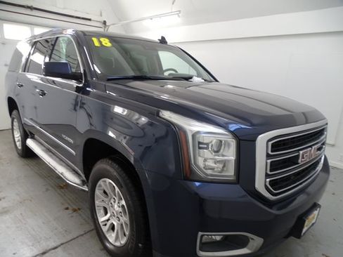 Used 2018 GMC Yukon SLT w/ Open Road Package image 1