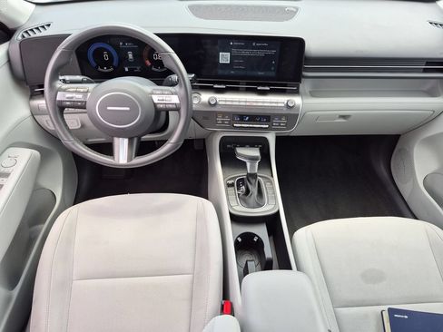 Used 2025 Hyundai Kona SEL FWD image 26