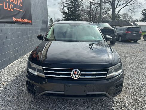 Used 2021 Volkswagen Tiguan SE image 10
