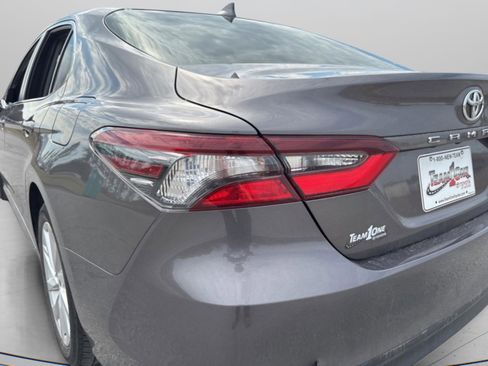 Used 2023 Toyota Camry LE image 8