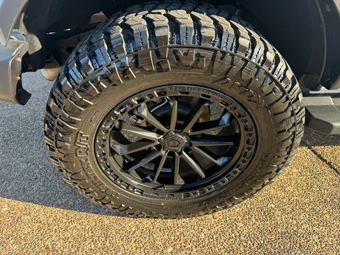 Used 2024 Ford Bronco Outer Banks w/ Sasquatch Package image 10