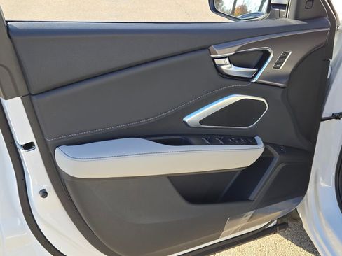 New 2025 Acura RDX SH-AWD image 25