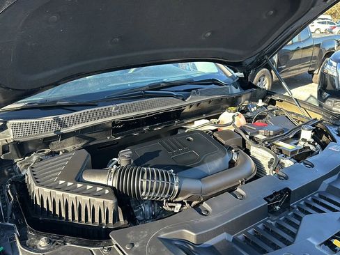 Used 2023 Chevrolet Blazer LT w/ Driver Confidence Package image 9