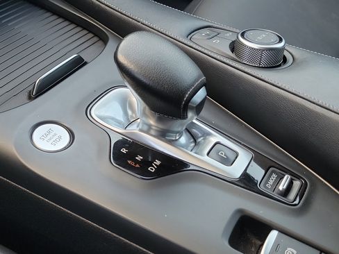 Used 2019 INFINITI QX50 Luxe image 32