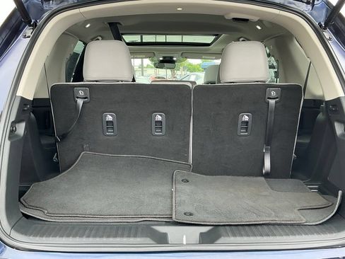 Used 2025 Honda Pilot Touring image 19