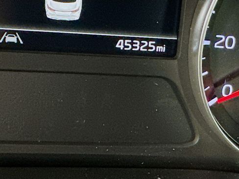 Used 2024 Kia Forte LXS image 19