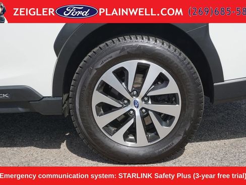 Used 2023 Subaru Outback Premium AWD/4WD image 9