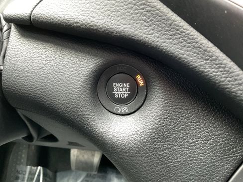 Used 2020 Jeep Cherokee Trailhawk w/ Cold Weather Group image 23