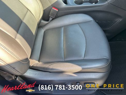 Used 2018 Chevrolet Equinox Premier image 52