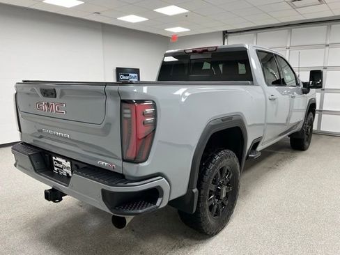 Used 2024 GMC Sierra 3500 AT4 w/ AT4 Premium Plus Package AWD/4WD image 10