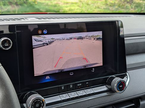 Used 2025 Chevrolet Colorado W/T w/ Advanced Trailering Package image 20