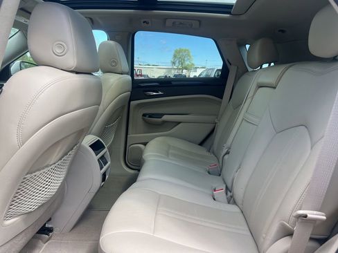 Used 2015 Cadillac SRX Luxury AWD/4WD image 3