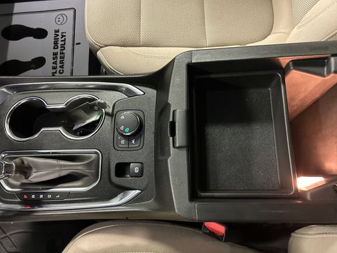 Used 2023 Chevrolet Traverse LS w/ Safety Package AWD/4WD image 21