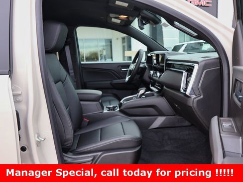 New 2026 GMC Canyon Elevation w/ Convenience Package image 25