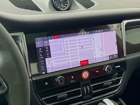 New 2026 Porsche Macan GTS image 21