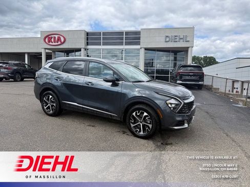 Used 2023 Kia Sportage EX AWD/4WD image 1