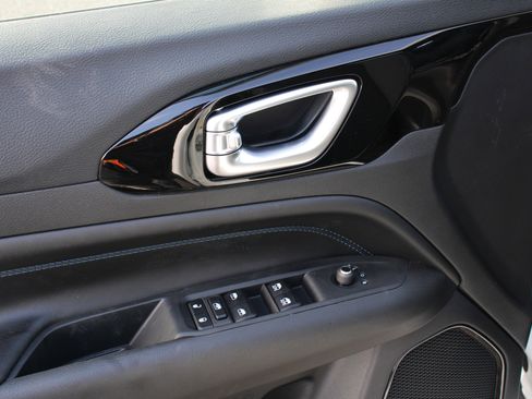 New 2026 Jeep Compass Latitude w/ Quick Order Package 29K image 7