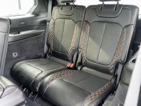 Used 2024 Jeep Grand Cherokee L Summit w/ High Altitude Package image 12