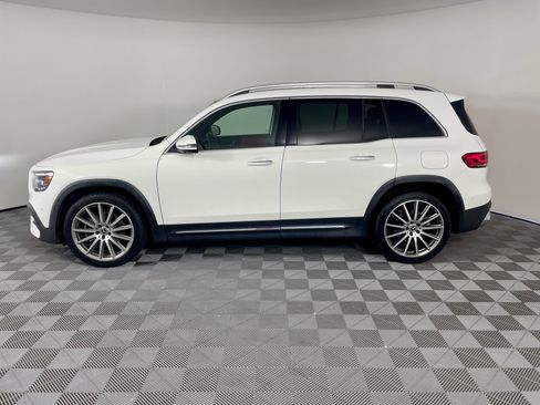 Used 2020 GMC Terrain SLE w/ Driver Convenience Package AWD/4WD image 2