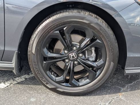 Used 2025 Honda Accord SE image 12