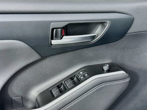 New 2026 Toyota Highlander XLE AWD/4WD image 22