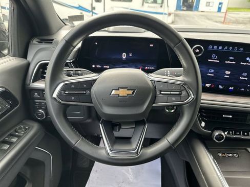 Used 2025 Chevrolet Tahoe LT AWD/4WD image 13